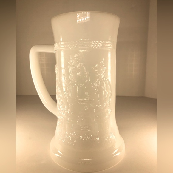 Federal Milk Glass Stein - Picture 2 of 6